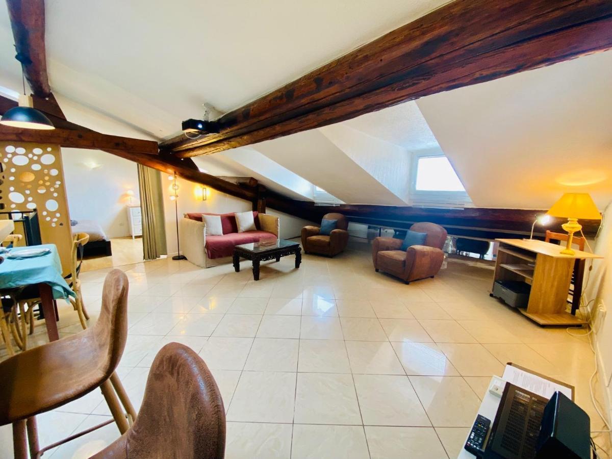شقة "Gigi" Superbe Loft En Plein Coeur De Sete - Terrasse المظهر الخارجي الصورة